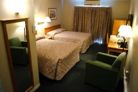 Wells Gray Hotel