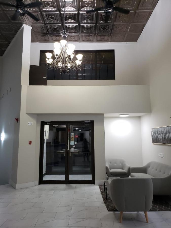 Wells Gray Hotel Clearwater
